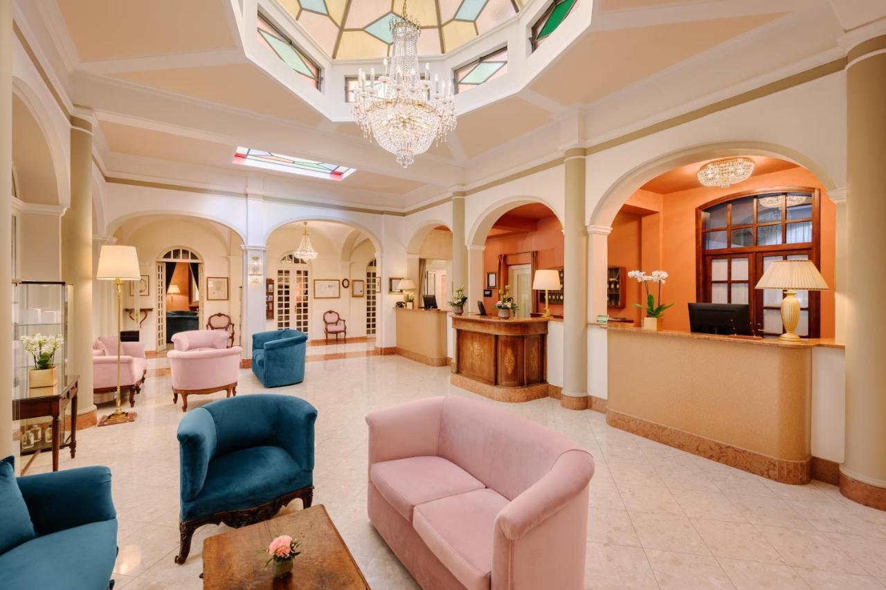 Hotel Royal Victoria, By R Collection Hotels Βαρένα Εξωτερικό φωτογραφία