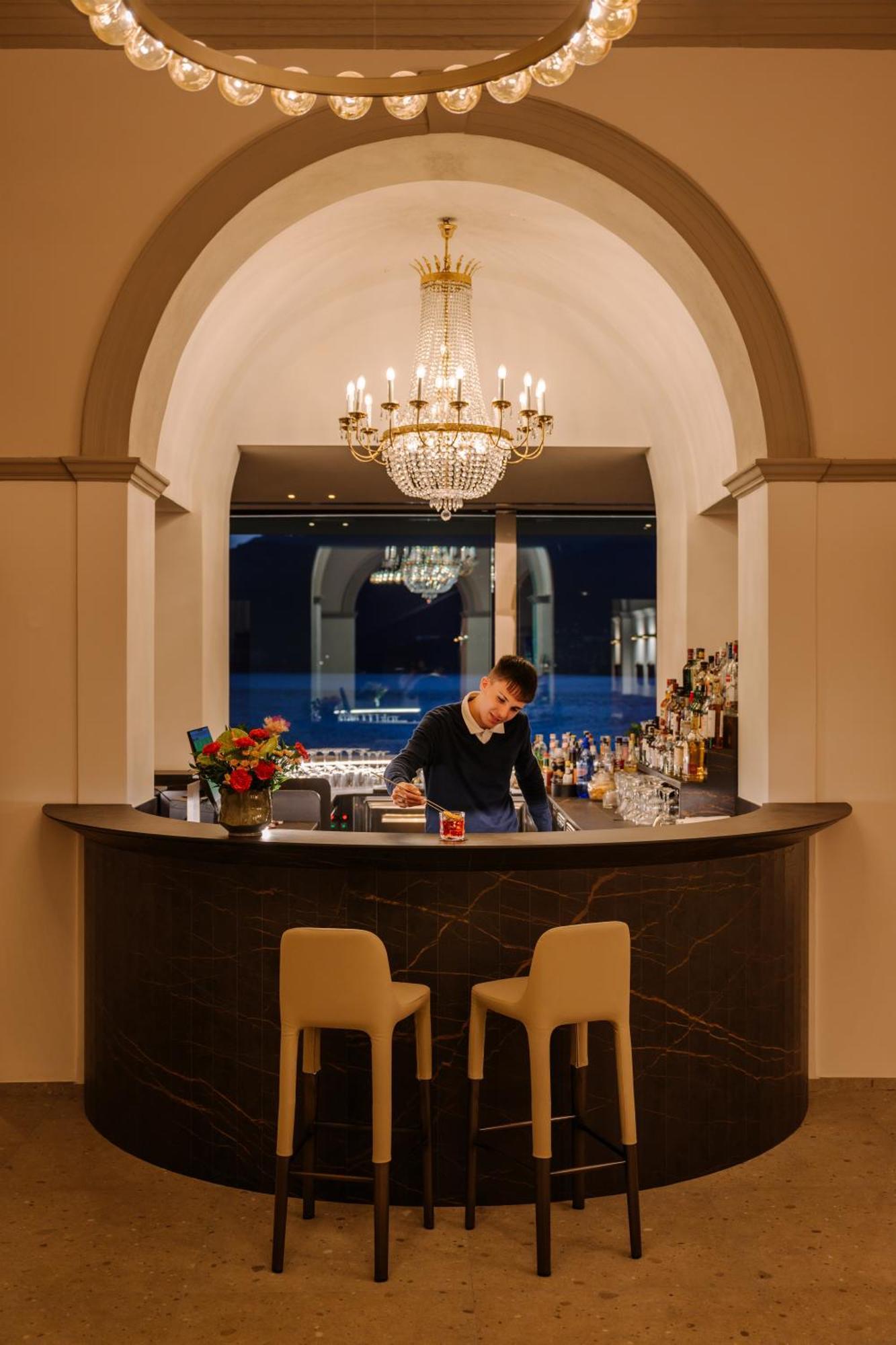 Hotel Royal Victoria, By R Collection Hotels Βαρένα Εξωτερικό φωτογραφία