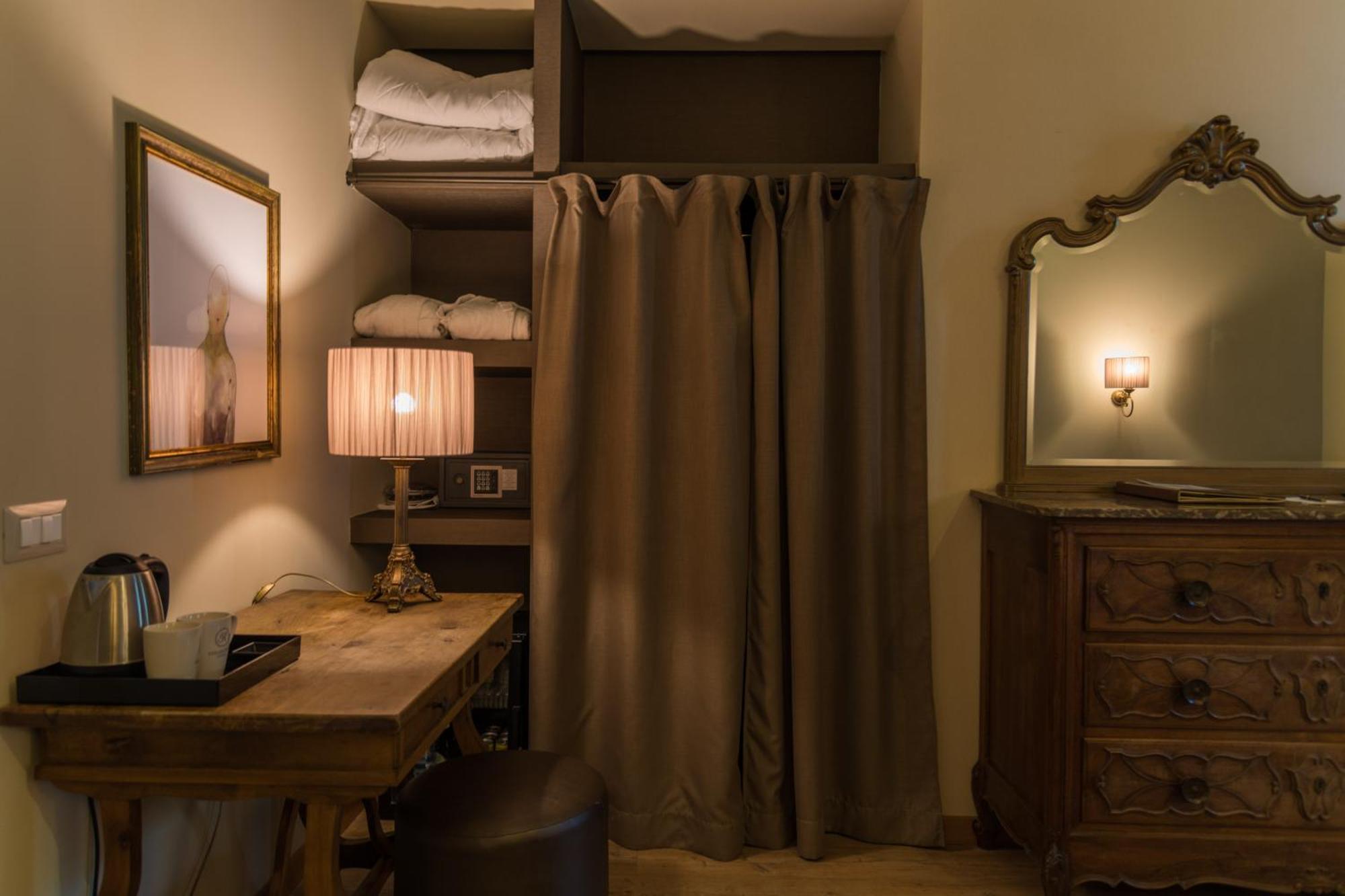 Hotel Royal Victoria, By R Collection Hotels Βαρένα Δωμάτιο φωτογραφία