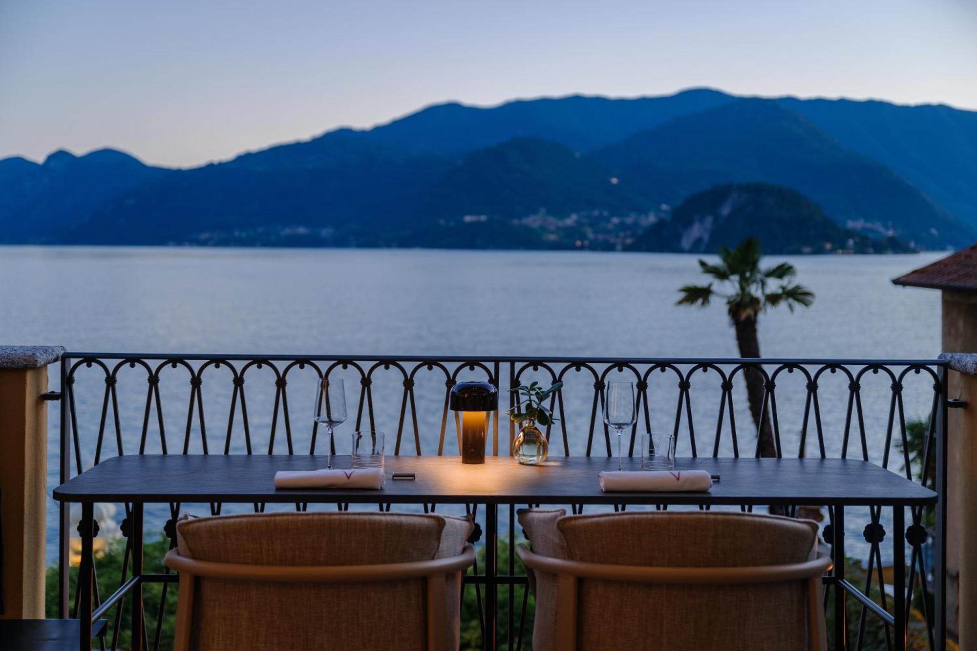 Hotel Royal Victoria, By R Collection Hotels Βαρένα Εξωτερικό φωτογραφία