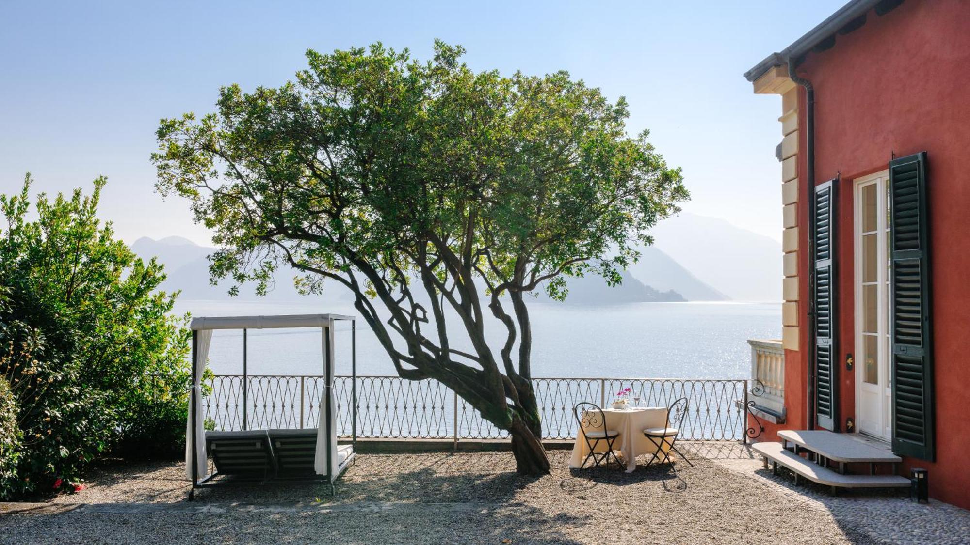 Hotel Royal Victoria, By R Collection Hotels Βαρένα Εξωτερικό φωτογραφία